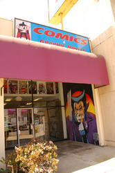 Earth-2 Comics in Northridge