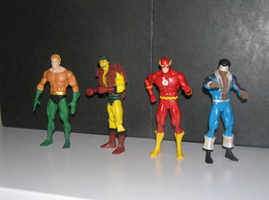 Action Figures: Aquaman, Creeper, Flash, Black Lightning