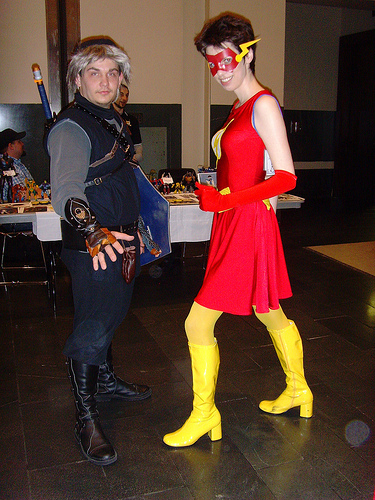 Cosplay: Lady Flash vs. Jesse Quick - Speed Force